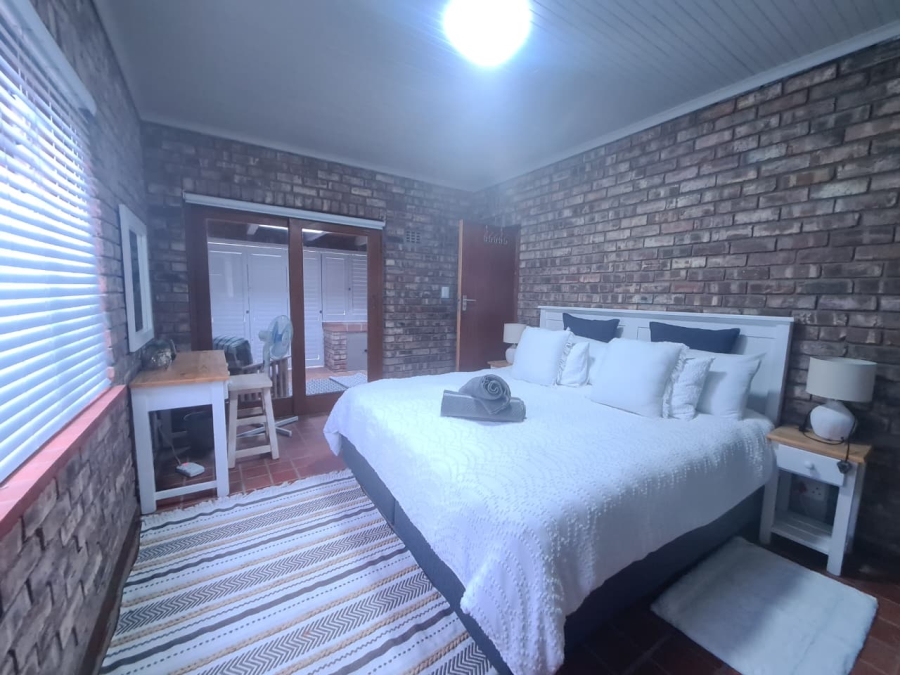 To Let 3 Bedroom Property for Rent in Glentana Western Cape